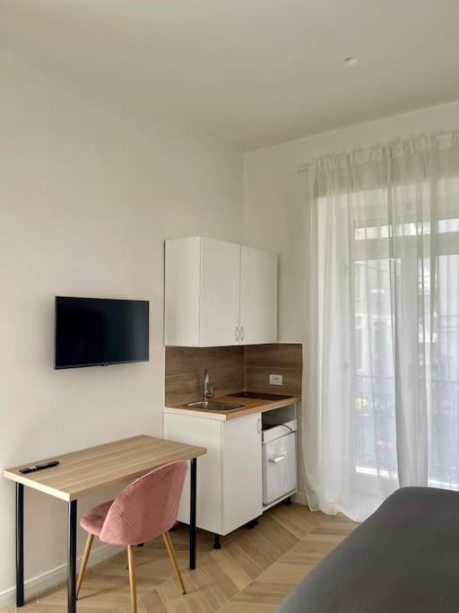 ナポリLa Casa Di Aryアパートメント エクステリア 写真